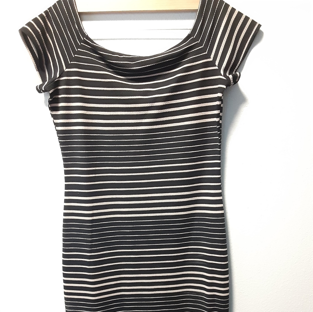 Lovemood. Bodycon dress